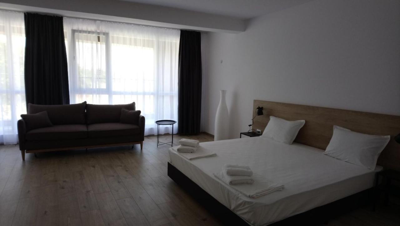 Aparthotel พรีมอร์สโก ภายนอก รูปภาพ