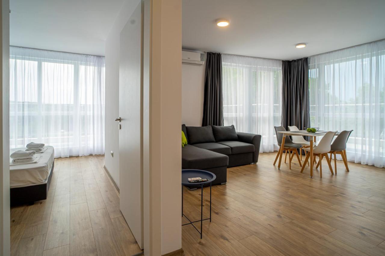 Aparthotel พรีมอร์สโก ภายนอก รูปภาพ