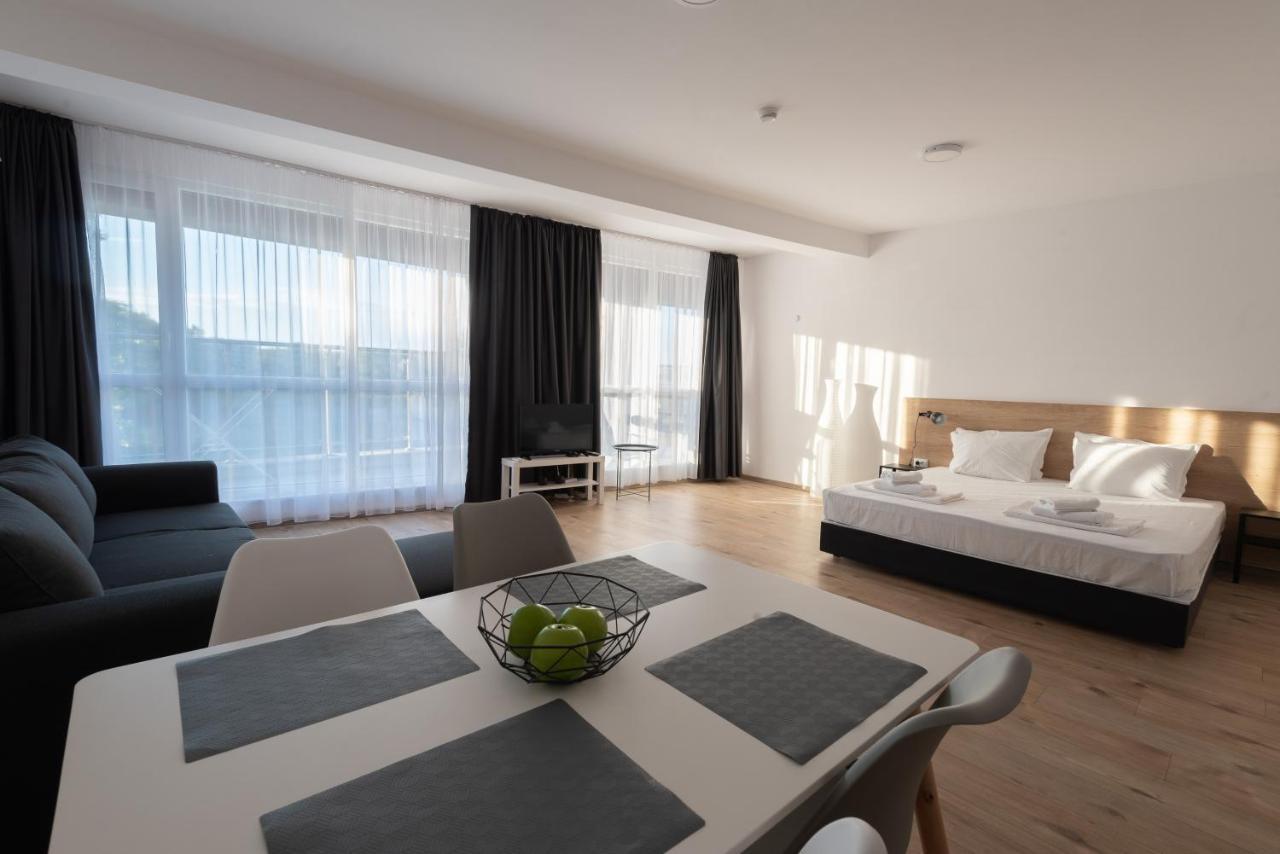 Aparthotel พรีมอร์สโก ภายนอก รูปภาพ