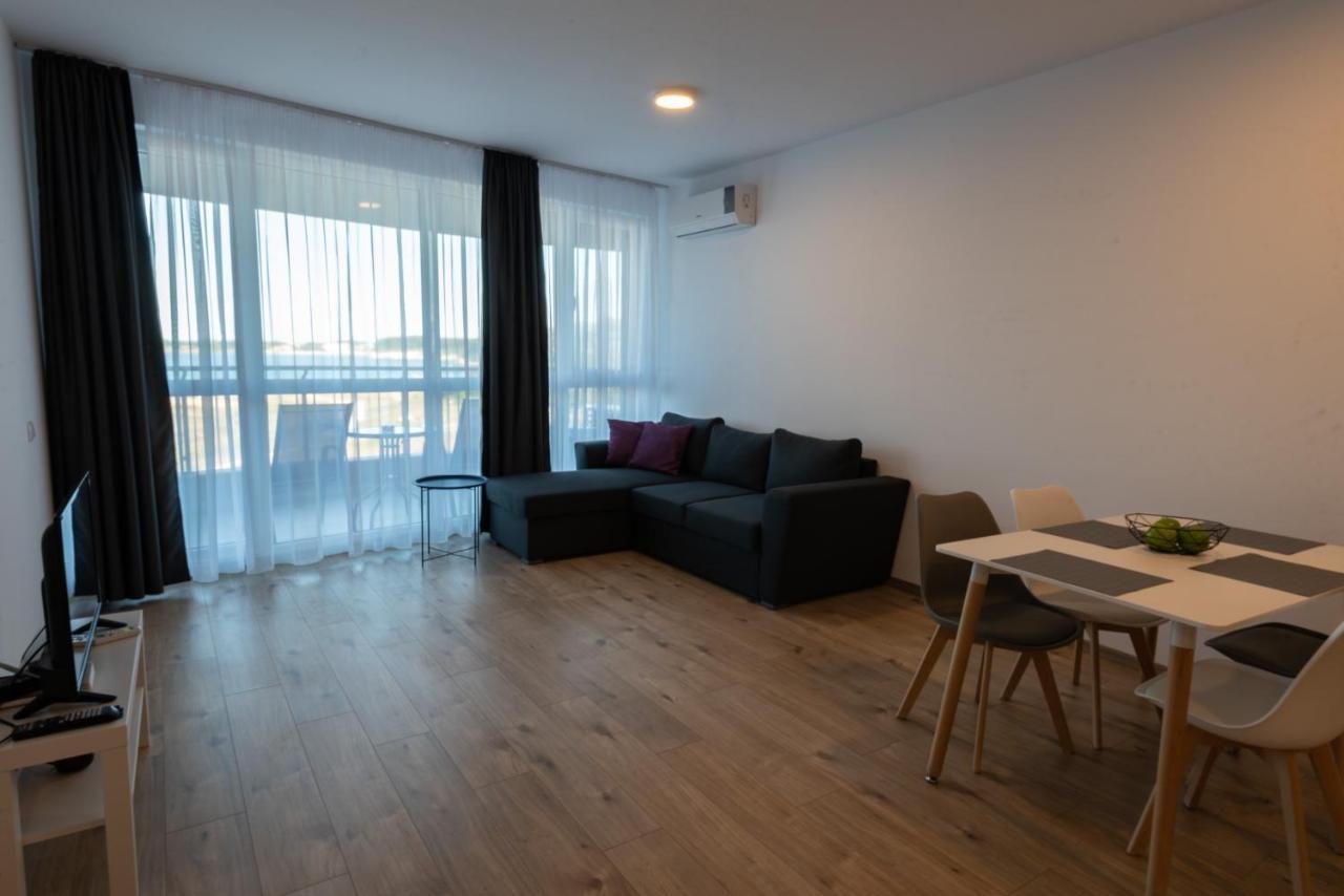 Aparthotel พรีมอร์สโก ภายนอก รูปภาพ