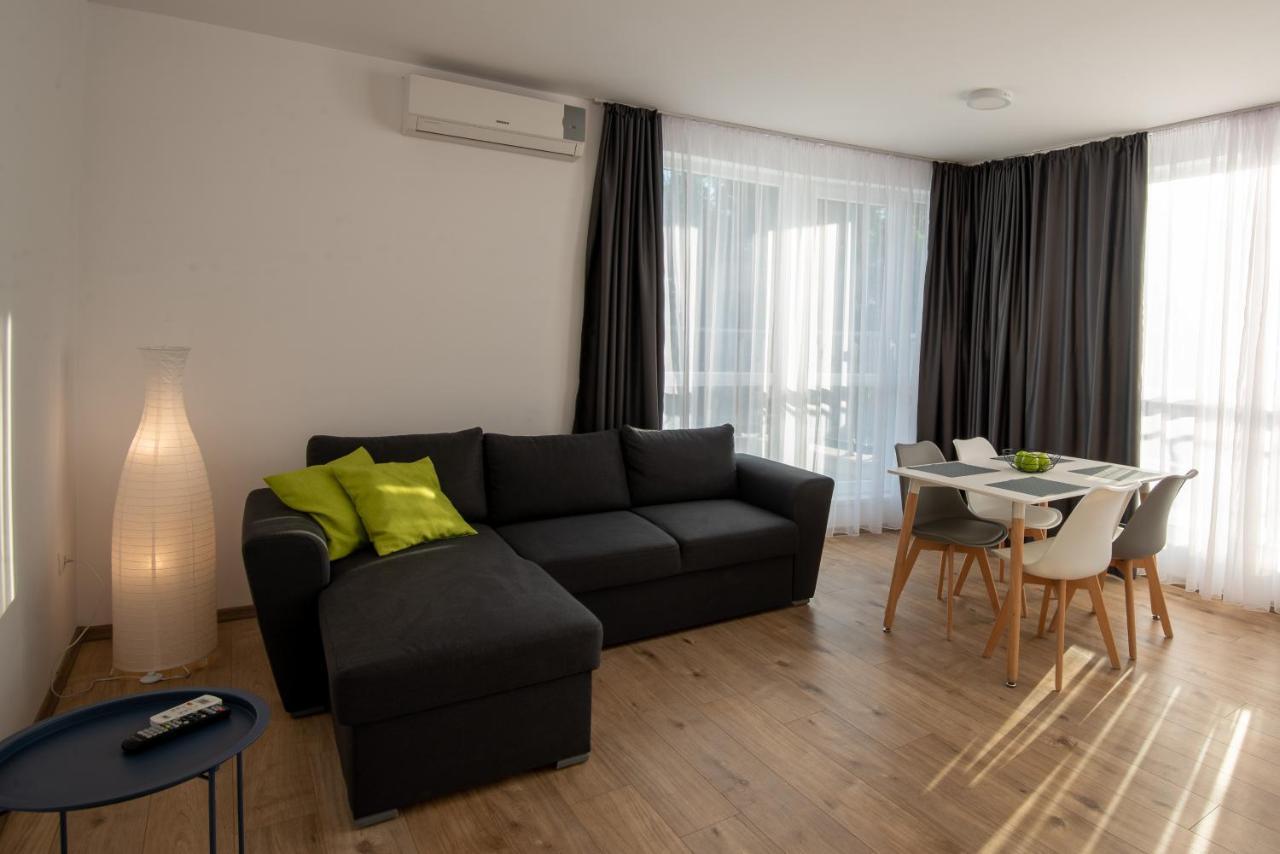 Aparthotel พรีมอร์สโก ภายนอก รูปภาพ